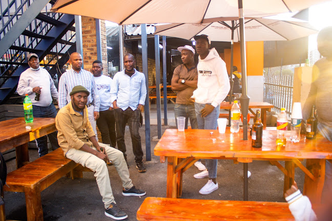 Comentarii opinii despre Esibayeni Shisanyama & Traditional Food