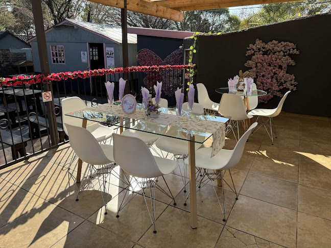 The Rabbit Hole Coffee Cafe - Hospitality and gastronomy