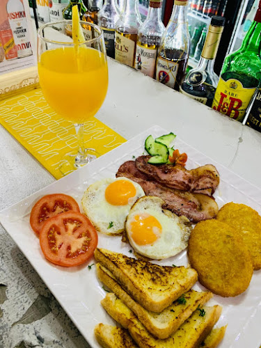 La Piazza Restuarant - Hospitality and gastronomy