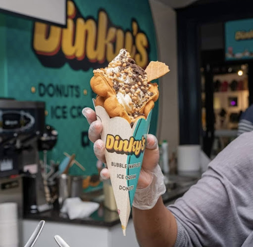 Dinkys Sea Point - Hospitality and gastronomy