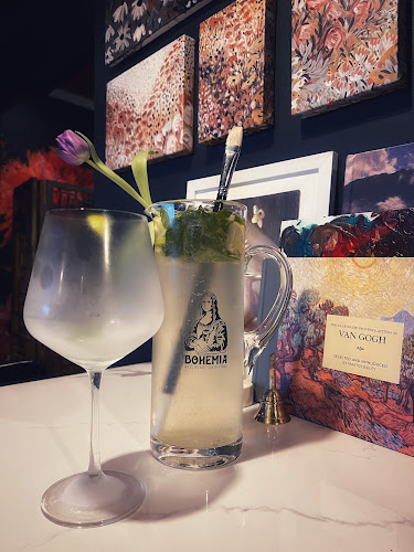 Comentarii opinii despre Bohemia Art Gallery & Wine Bar