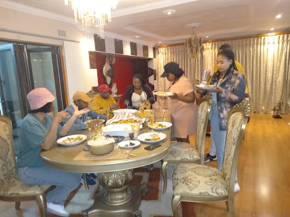 Fura's Kitchen/Chef Makapela