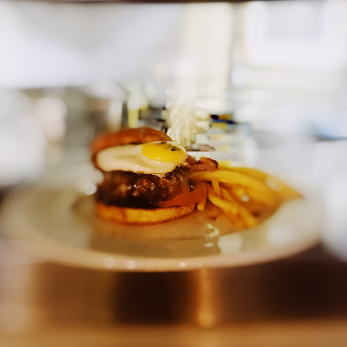 Parks Edge / Cafeen - Cape Town