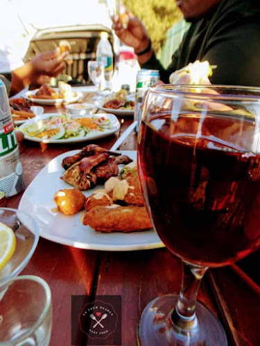 Opinii despre La Four Dladla Fast food în Soweto - Hospitality and gastronomy