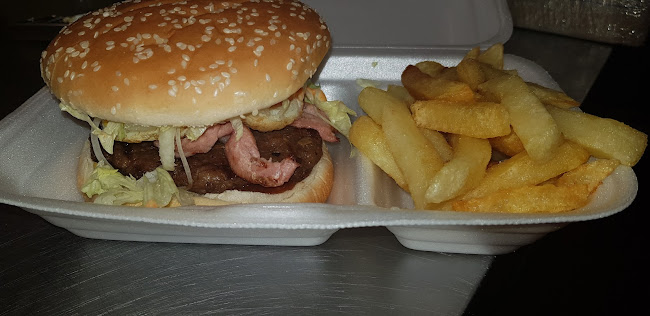 Opinii despre Gogo Burgers Grill And Burgers în eMalahleni - Hospitality and gastronomy