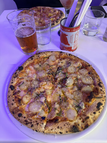 Shop 5, The Carriages Centre, 173 Main Rd, Hermanus, 7200