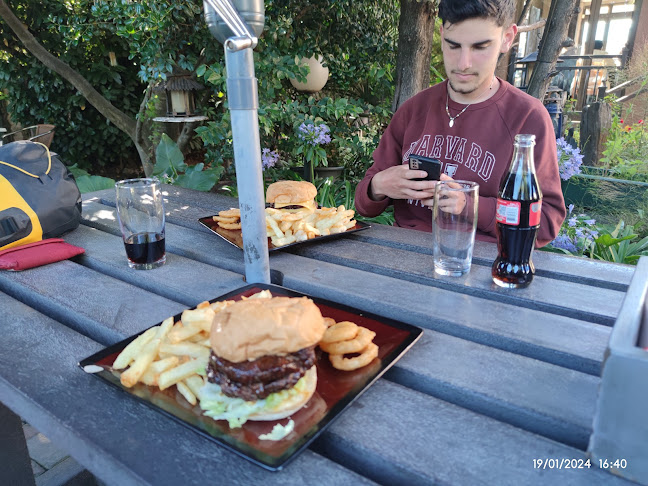 Comentarii opinii despre The Office Pub And Grill Harrismith