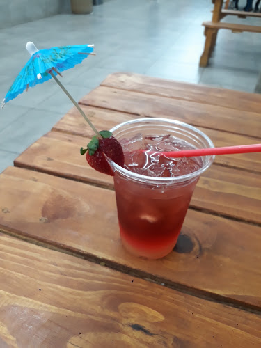 Road Avenue food and drinks - Hospitality and gastronomy