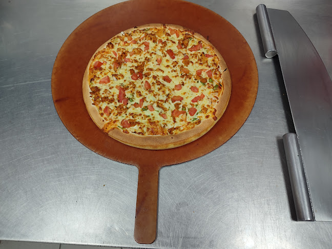 Roman's Pizza Lynnwood - Hospitality and gastronomy