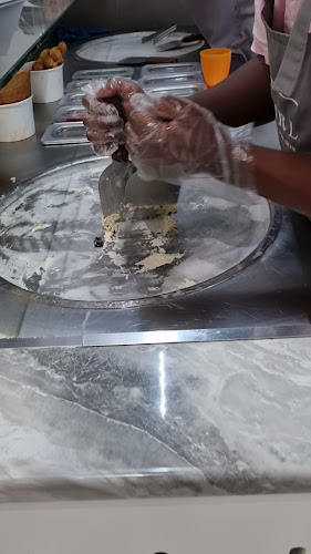 Opinii despre Swirl Smashed and Rolled Ice Cream în Johannesburg - Hospitality and gastronomy