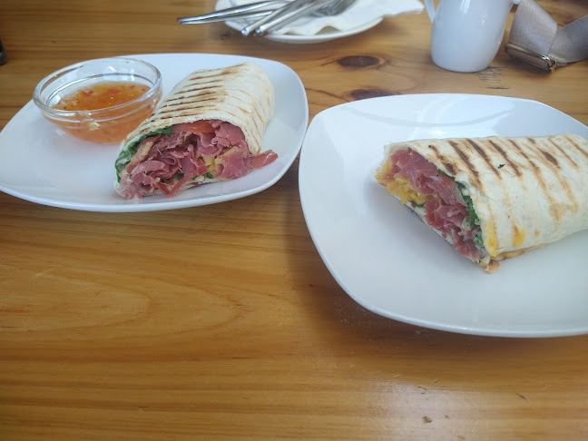 Comentarii opinii despre Luv Cafe