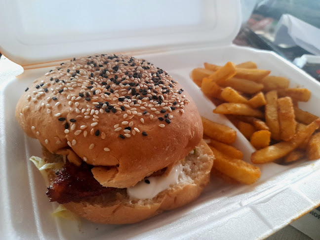 Opinii despre Mochachos Chicken Villages în Durban - Hospitality and gastronomy