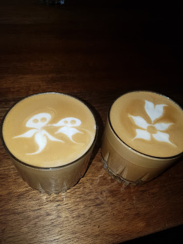 Comentarii opinii despre Kelvin Corner Cafe