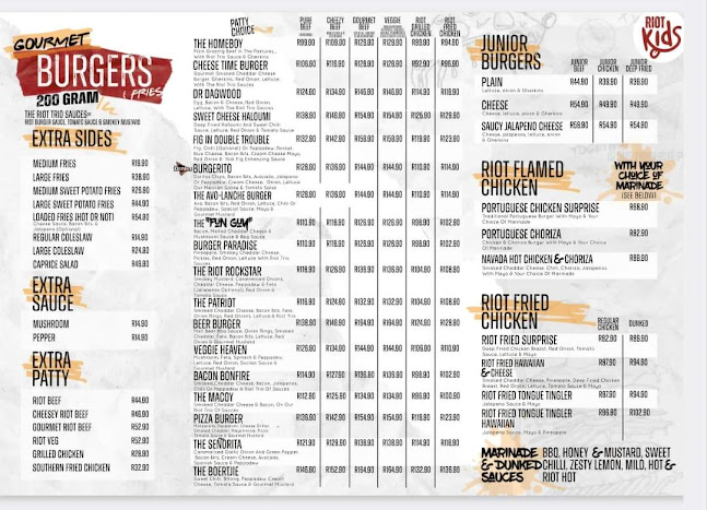 Opinii despre Riot Pizza Burgers & Chicken în Gqeberha - Hospitality and gastronomy