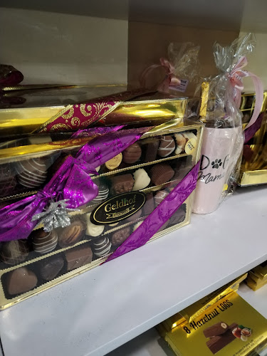 Comentarii opinii despre Geldhof Chocolates Meadowdale Factory Store