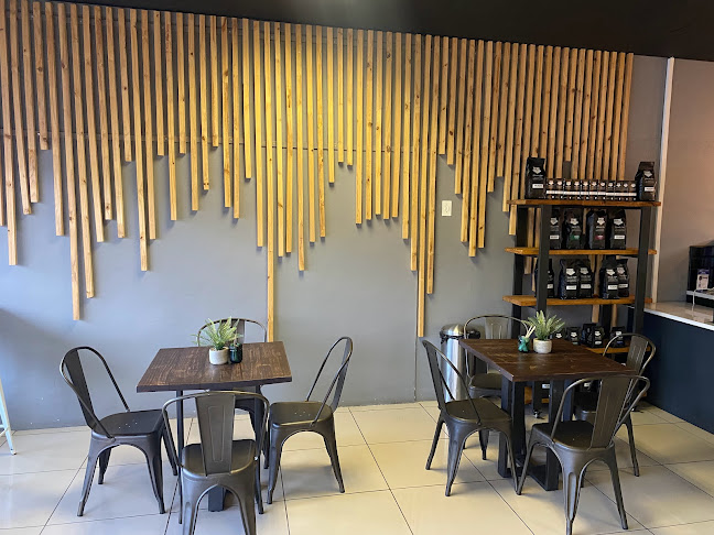 BRU Coffee Cafe Monument