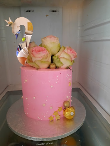 Comentarii opinii despre One More Bite Bakery