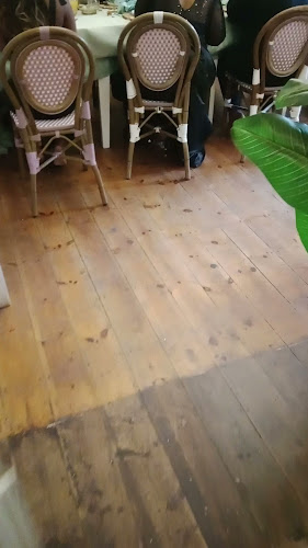 Comentarii opinii despre The Ivory Eatery