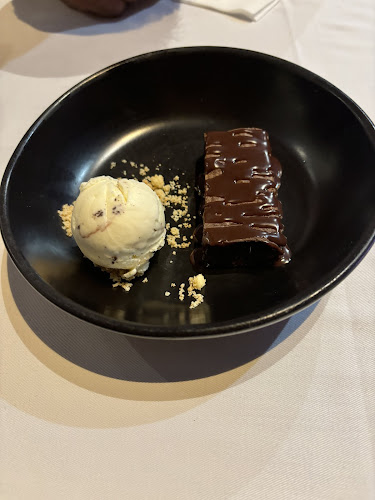 Opinii despre Kream Restaurant Montecasino în Johannesburg - Hospitality and gastronomy