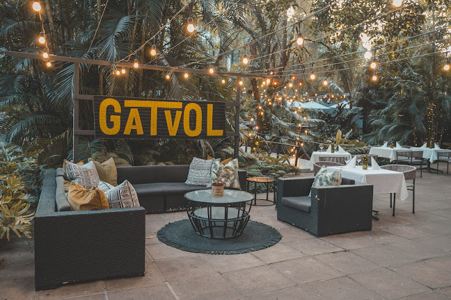 Neighbourhood Cafe & bar - Durban North