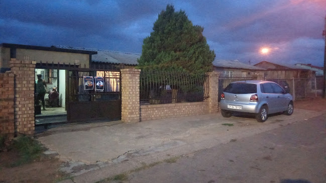 2662 Tshezi St, Emdeni South, Soweto, 1861