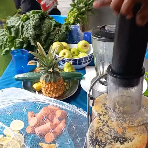 Stellenbosch Dorp Street Sunday Market - Stellenbosch