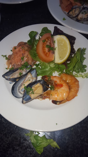 Ralph Cupido The Hunting Pot - Paarl