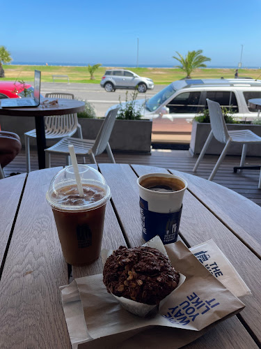 Opinii despre Seattle Coffee Company în Cape Town - Hospitality and gastronomy