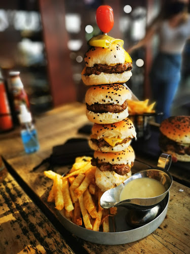 4th Ave, Parkhurst, Randburg, 2193