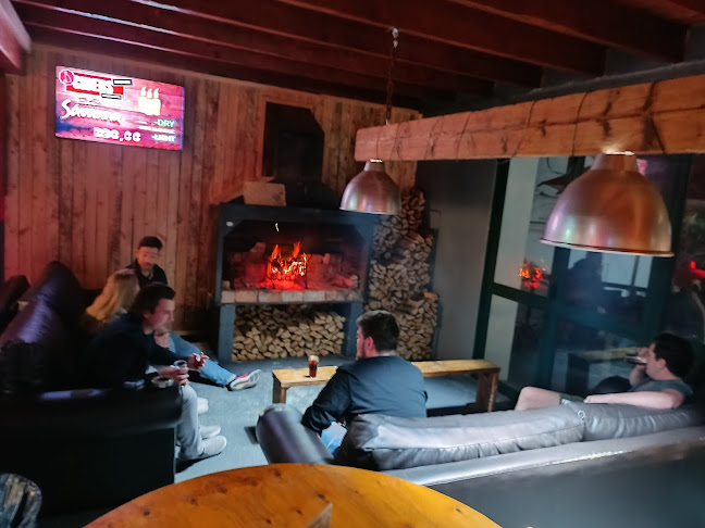 Comentarii opinii despre AT's