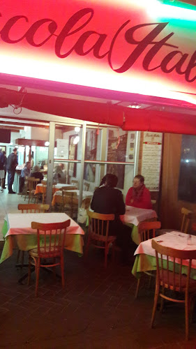 16 Monument Park Shopping Centre, Skilpad Street, Monument Park, Pretoria, 0181