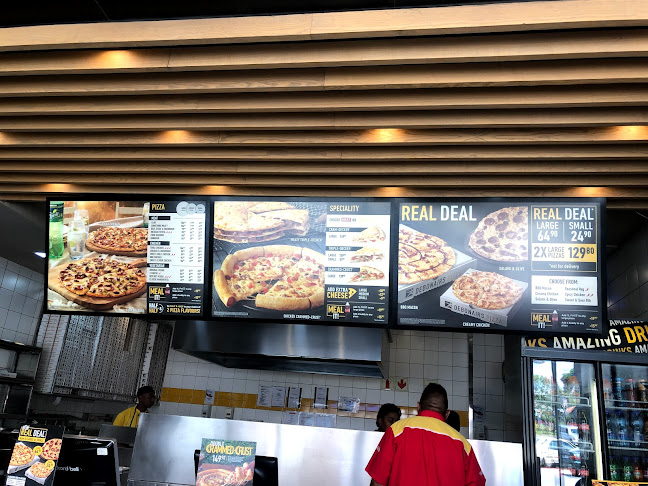 Debonairs Pizza