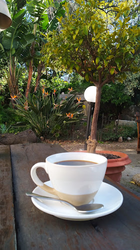 Comentarii opinii despre The Barn Art and Glass Gallery and Coffee Shop