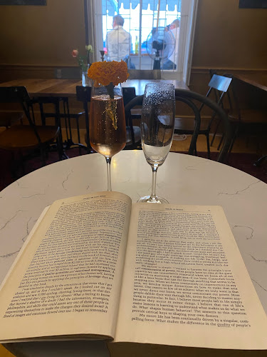 Opinii despre Petites Bulles în Stellenbosch - Hospitality and gastronomy