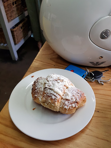 78 Ebenezer Rd, Green Point, Cape Town, 8000