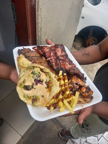 Opinii despre Mngadi's Kitchen în Johannesburg - Hospitality and gastronomy