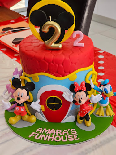 Sugar Bear Bakery - Hospitality and gastronomy