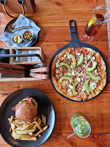 Tiger's Milk Moffett on Main - Hospitality and gastronomy