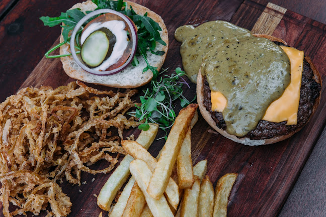 The Baron Woodmead - Hospitality and gastronomy