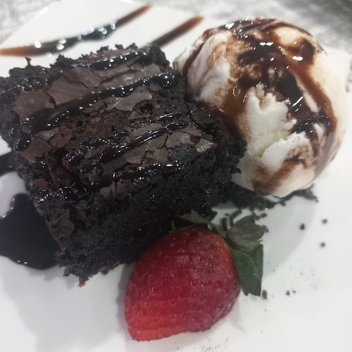 Opinii despre Victoria Country Club Restaurant în Pietermaritzburg - Hospitality and gastronomy