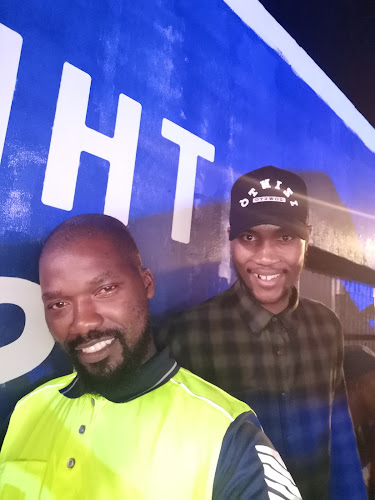 Comentarii opinii despre Roadhouse Liquor Store