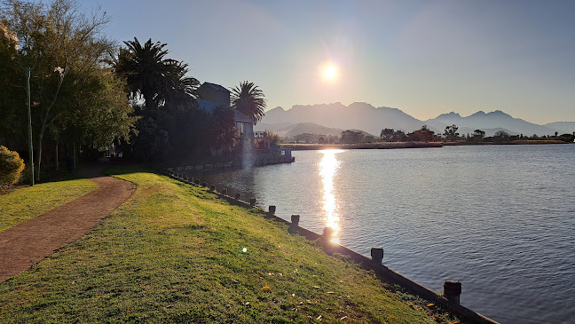 DAM Pub and Diner. - Worcester