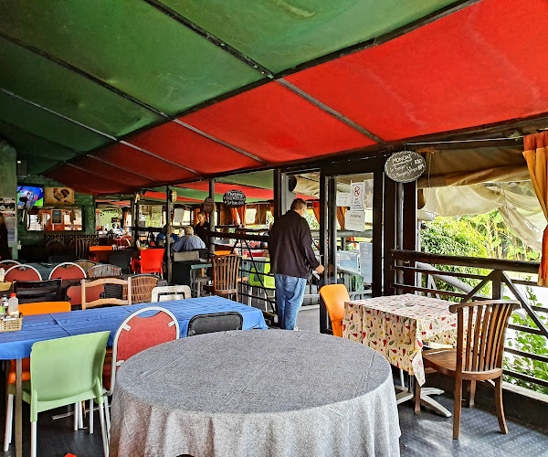 Tasca Dos Amigos - Hospitality and gastronomy