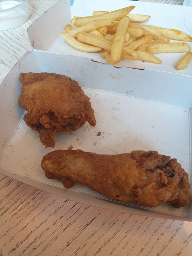 Comentarii opinii despre KFC Montecasino