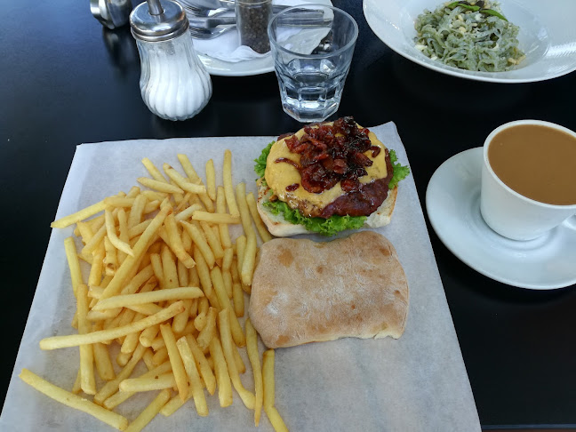 1 Bath Rd, Glenwood, Durban, 4001