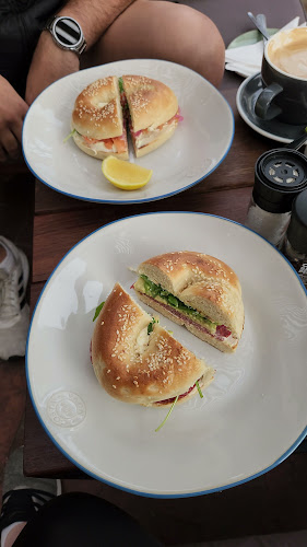 Frank's Coffee & Bagel Bar - Cape Town