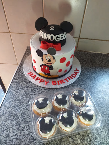 Phindile and sons bakery - Hospitality and gastronomy