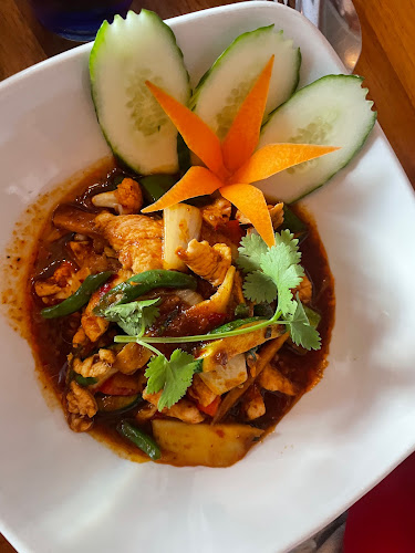 Comentarii opinii despre Yindee's best traditional Thai food in Kloof street dining district