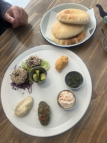 Opinii despre Lebanese Bakery Cape Town în Cape Town - Hospitality and gastronomy