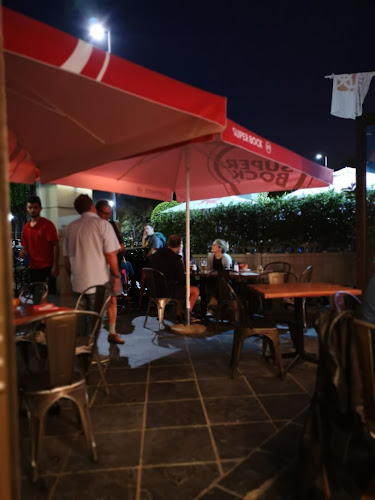 Main Rd, Green Point, Cape Town, 8051